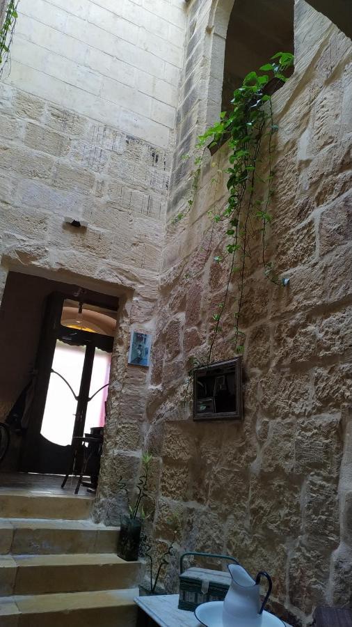Ta’ Lorenzo Affittacamere San Lawrenz Esterno foto
