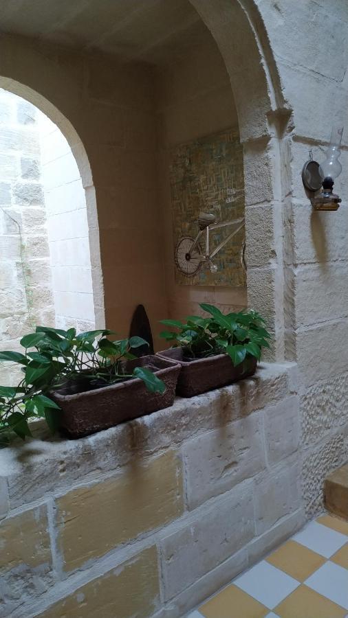 Ta’ Lorenzo Affittacamere San Lawrenz Esterno foto