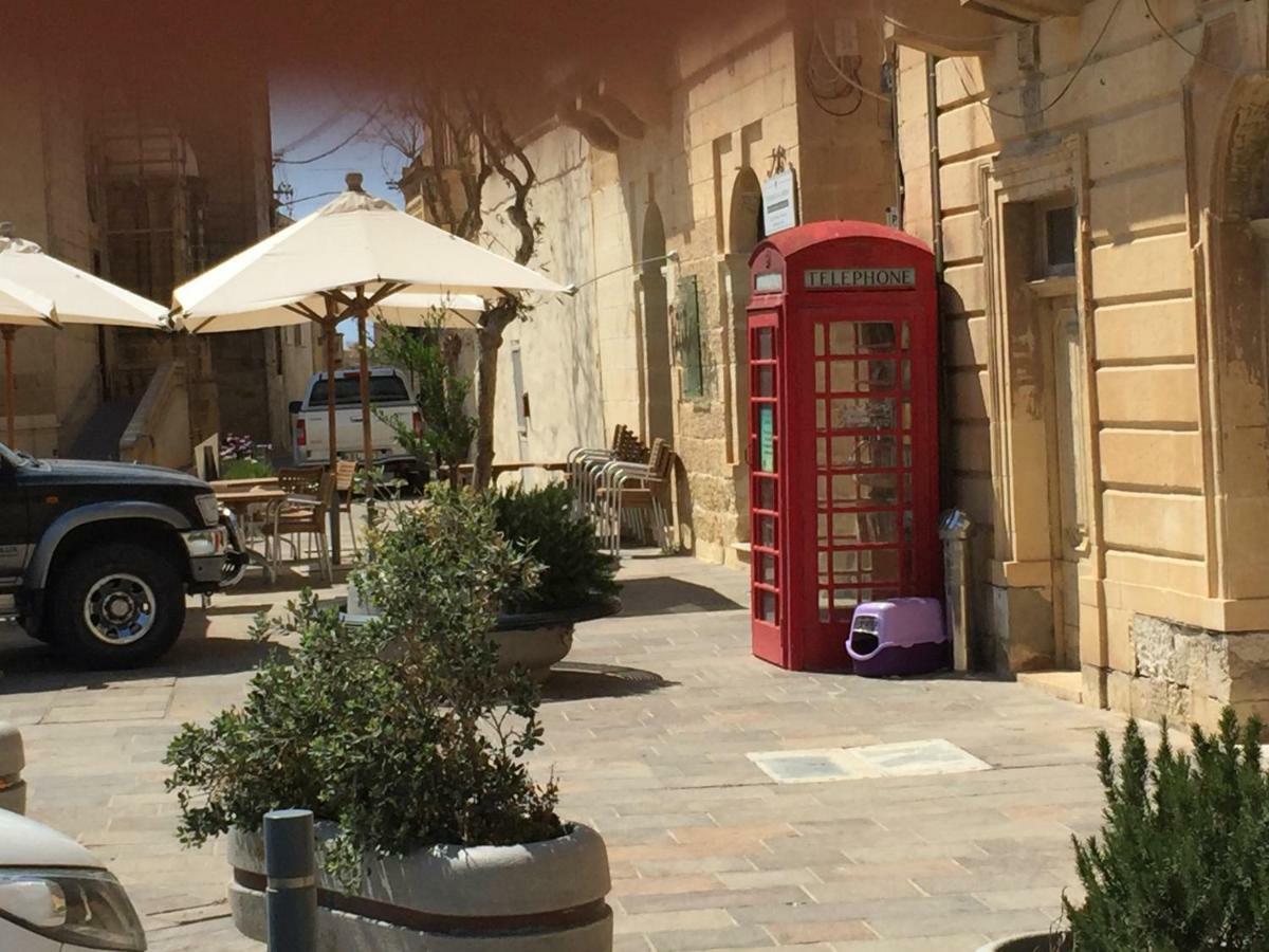 Ta’ Lorenzo Affittacamere San Lawrenz Esterno foto