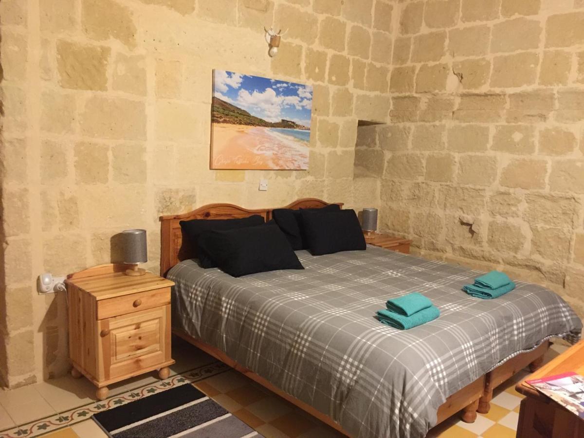 Ta’ Lorenzo Affittacamere San Lawrenz Esterno foto